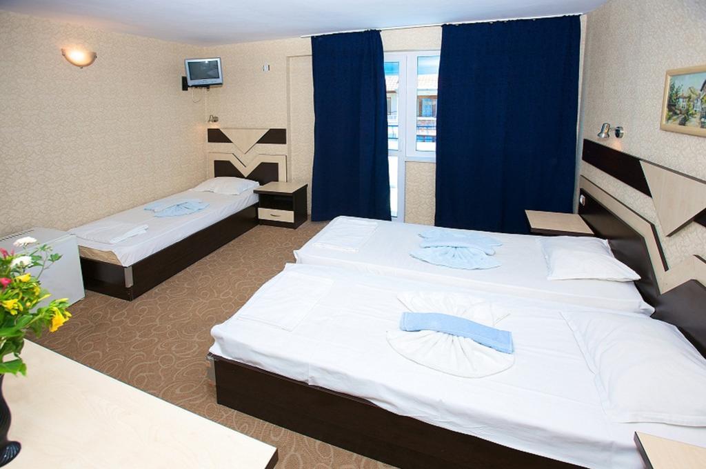 Elvira Hotel Ravda Habitación foto