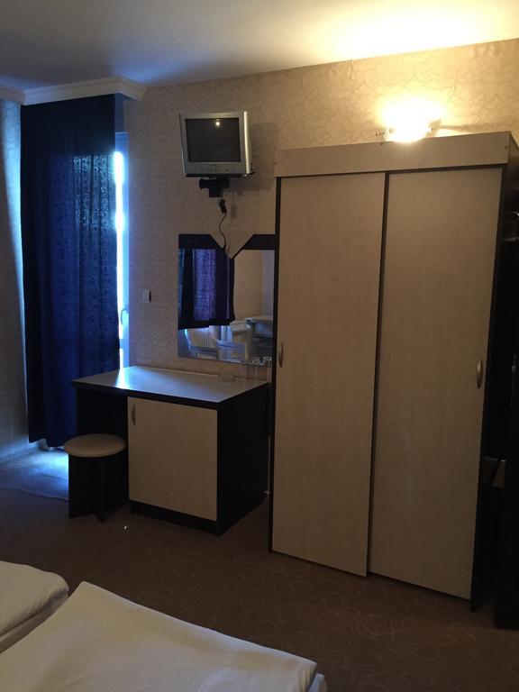 Elvira Hotel Ravda Habitación foto